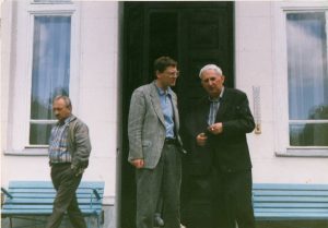 Gustaw Holoubek i Andrzej Sękowski na obozie w Jadwisinie, 1992